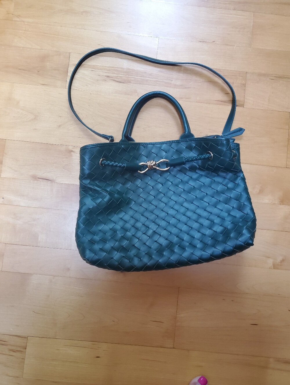 Woven Green Tote Handbag with Gold Accent